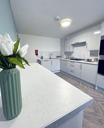 6 Bedroom Terraced House To Rent In Ashfield, Liverpool, Merseyside, L15