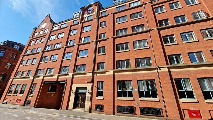 3 Bedroom Flat To Rent In Bombay Street, Manchester, M1