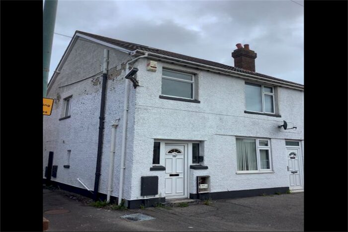 2 Bedroom Maisonette To Rent In Bedroom Maisonette In Ensbury Park, BH10