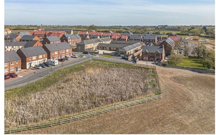 3 Bedroom Semi Detached House For Sale In Brawn Drive, Raunds, Wellingborough, NN9