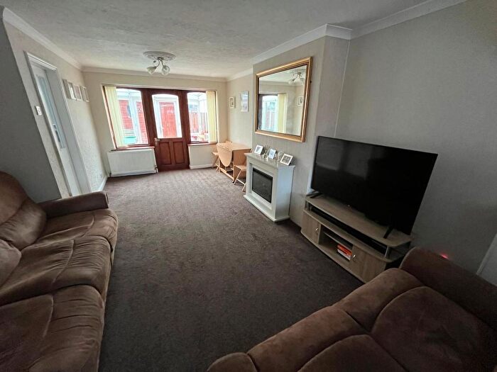 3 Bedroom Terraced House For Sale In Breeden Drive, Curdworth, Sutton Coldfield, B76