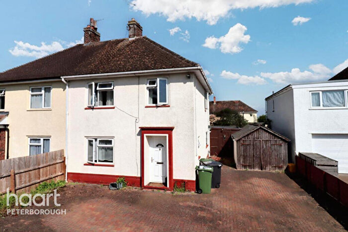 3 Bedroom Semi-Detached House For Sale In Little Close, Eye, PE6