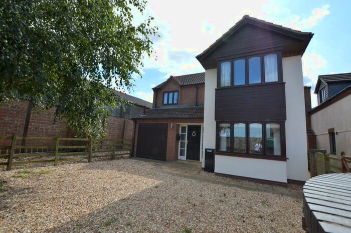 4 Bedroom Detached House For Sale In The Spinney, Twenty, Bourne, PE10