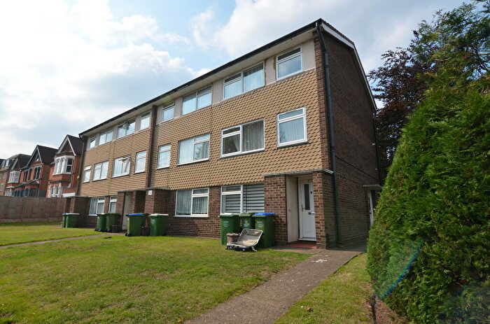 2 Bedroom Flat To Rent In Station Road, Sidcup, DA15