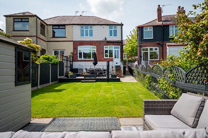 4 Bedroom Semi-Detached House For Sale In Bingham Park Crescent, Greystones, Sheffield, S11