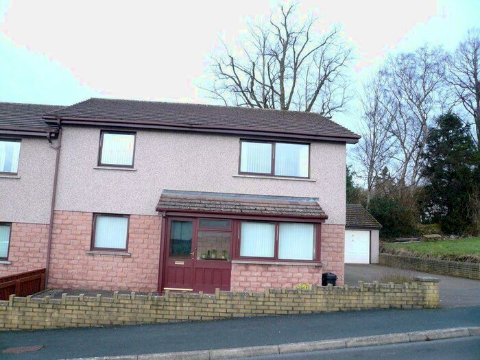 2 Bedroom Flat To Rent In Sand Croft, Penrith, CA11