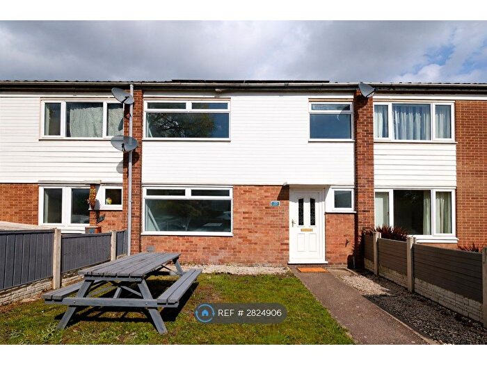 3 Bedroom Terraced House To Rent In Lathkill Close, Nottingham, NG6