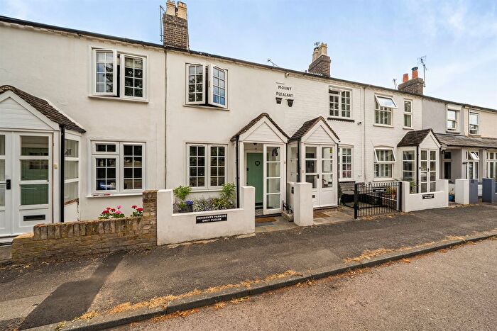 2 Bedroom Cottage For Sale In East Common, Redbourn, St. Albans, AL3