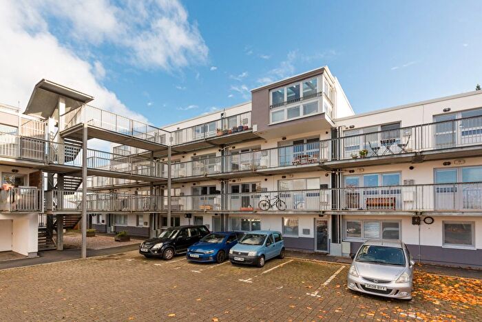 1 Bedroom Flat For Sale In Cellar Bank, Prestonfield, EH16