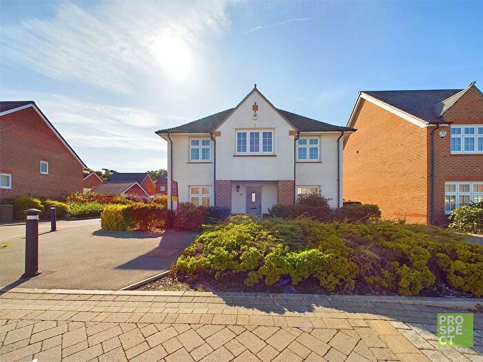 4 Bedroom Detached House To Rent In Goldcrest Road, Bracknell, Berkshire, RG12