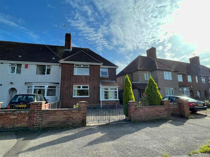 3 Bedroom Terraced House To Rent In Gooding Avenue, Leicester, LE3