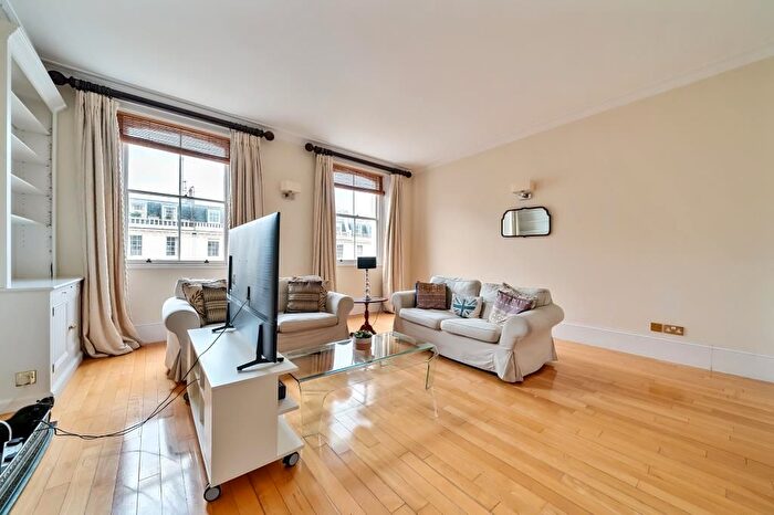 3 Bedroom Maisonette To Rent In Clarendon Gardens, Maida Vale, W9