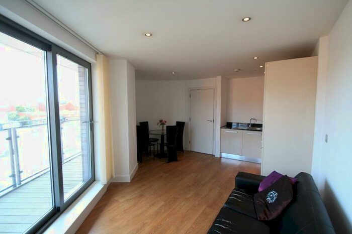 2 Bedroom Flat To Rent In Echo Central Two, Cross Green Lane, Leeds, West Yorkshire, LS9