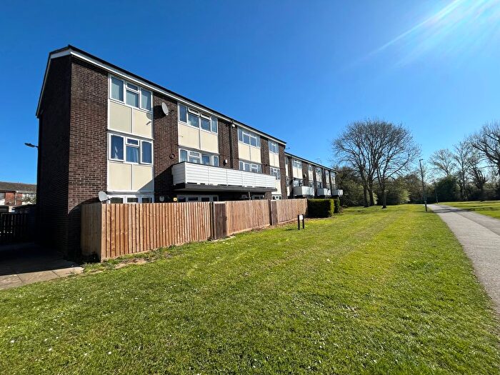 1 Bedroom Flat To Rent In Cypress Road, CM8