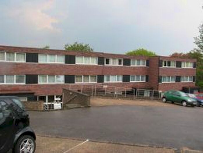 Studio To Rent In Eleanor Close, King Henrys Road, Lewes, BN7