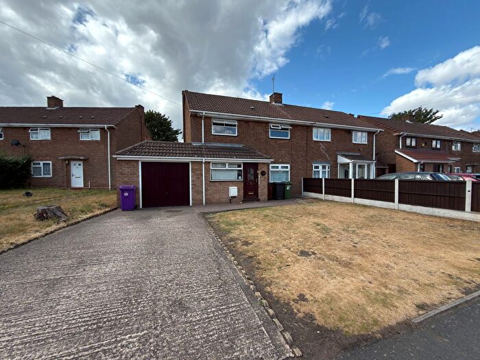 3 Bedroom Semi-Detached House To Rent In Deans Road, Wolverhampton, WV1