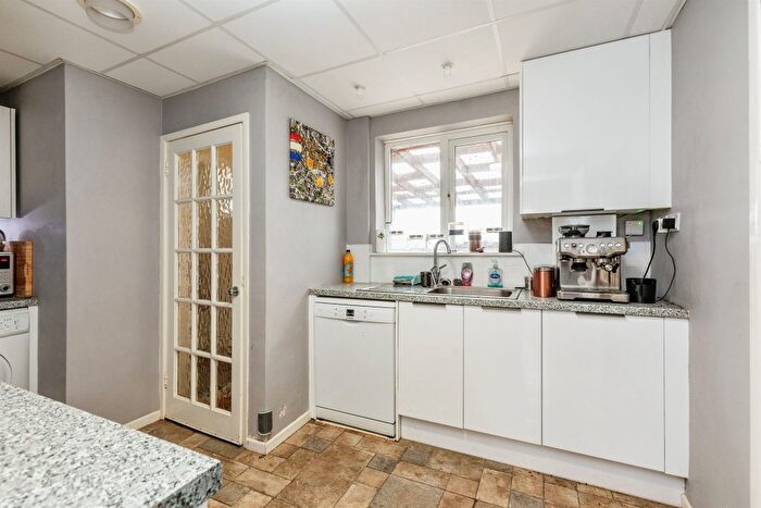 3 Bedroom Terraced House For Sale In Springfield Avenue, Shirehampton, Bristol, BS11