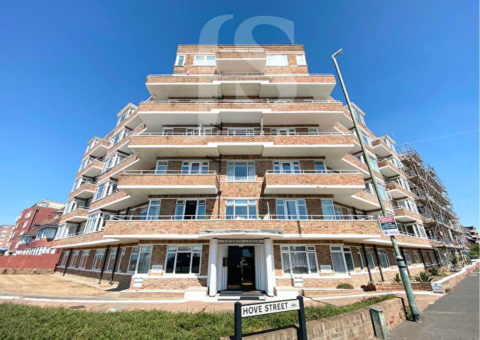 3 Bedroom Apartment To Rent In Kingsway, Hove, BN3
