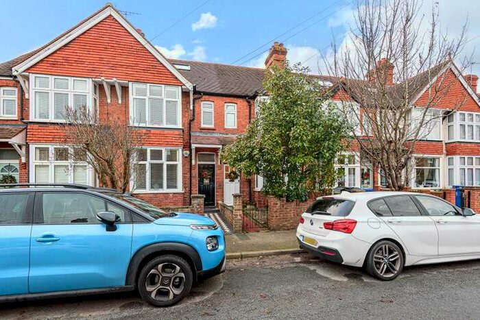 2 Bedroom Terraced House To Rent In Windsor, Berkshire, SL4