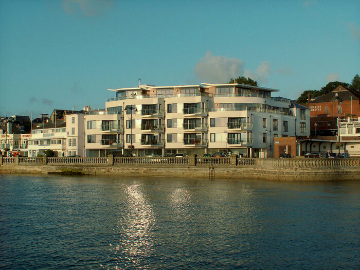 1 Bedroom Apartment To Rent In The Parade, Cowes, PO31