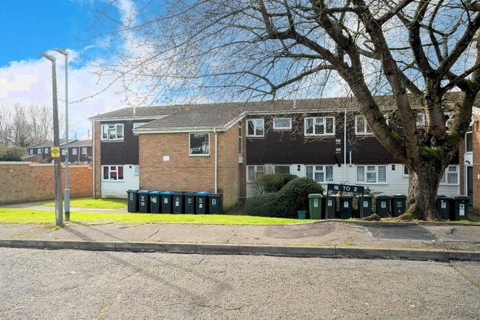2 Bedroom Flat For Sale In Great Palmers, Hemel Hempstead, Hertfordshire, HP2
