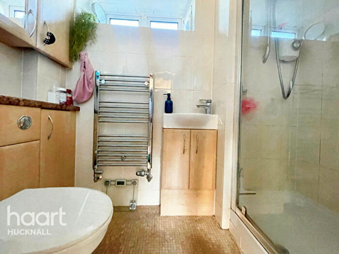 4 Bedroom Detached House For Sale In Nottingham Road, Nottingham, NG15