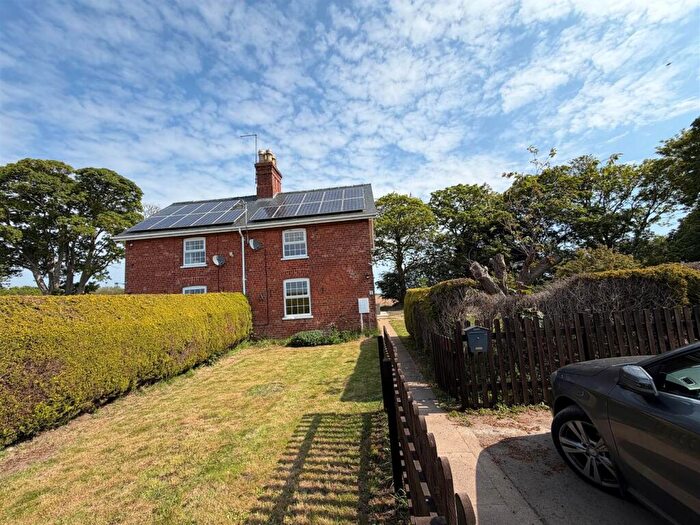 3 Bedroom Semi-Detached House To Rent In Wainfleet St. Mary, Skegness, PE24