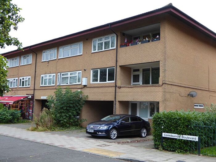 2 Bedroom Flat To Rent In Conniburrow Boulevard, Milton Keynes, MK14