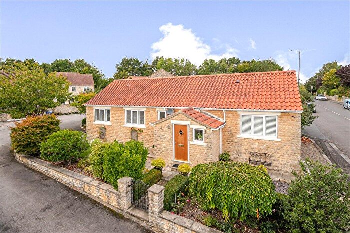 3 Bedroom Bungalow For Sale In Milnthorpe Gardens, Bramham, Wetherby, West Yorkshire, LS23