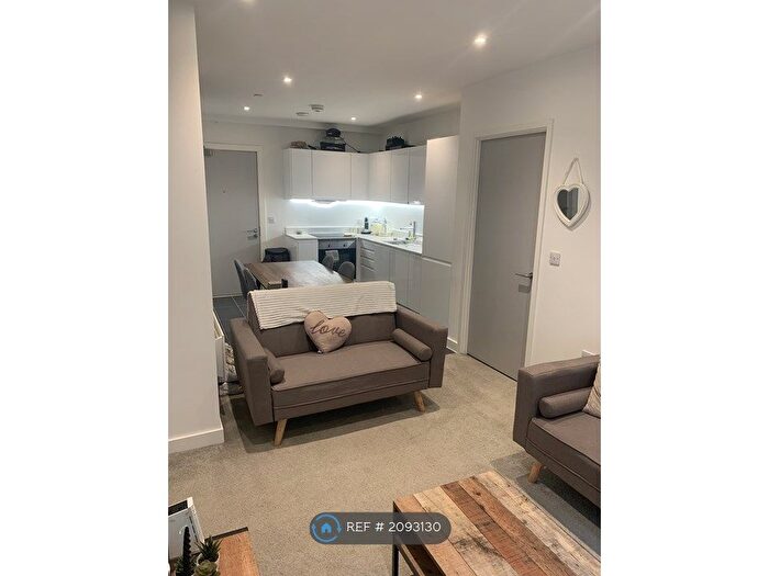 2 Bedroom Flat To Rent In Tib Street, Manchester, M4