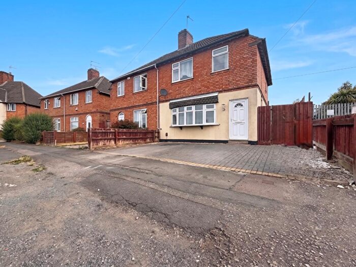 3 Bedroom Semi-Detached House To Rent In Mortimer Way, Leicester, Leicestershire, LE3