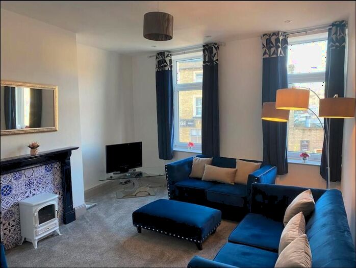 1 Bedroom Flat To Rent In - Bradford Road, Brighouse, HD6