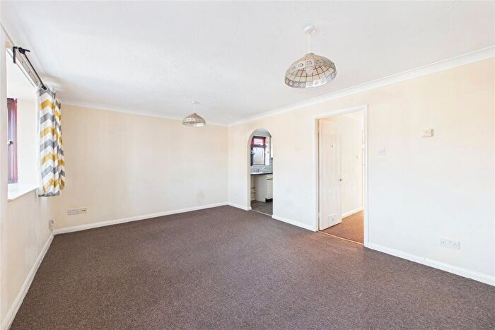 2 Bedroom Apartment To Rent In Southwood Road, Farnborough, Hampshire, GU14