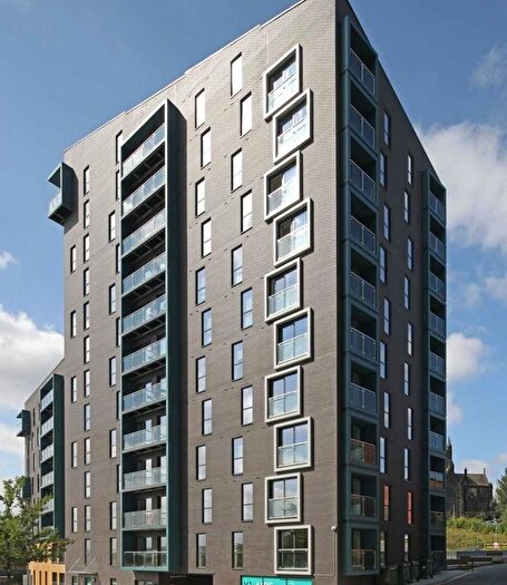 2 Bedroom Property To Rent In Aire, Cross Green Lane, Leeds, West Yorkshire, LS9