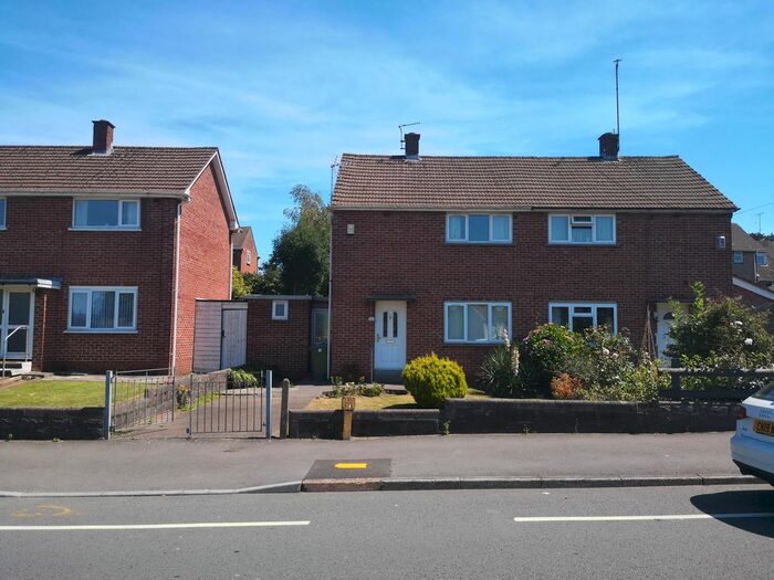 2 Bedroom Property To Rent In Llanrumney Avenue, Llanrumney, Cardiff, CF3