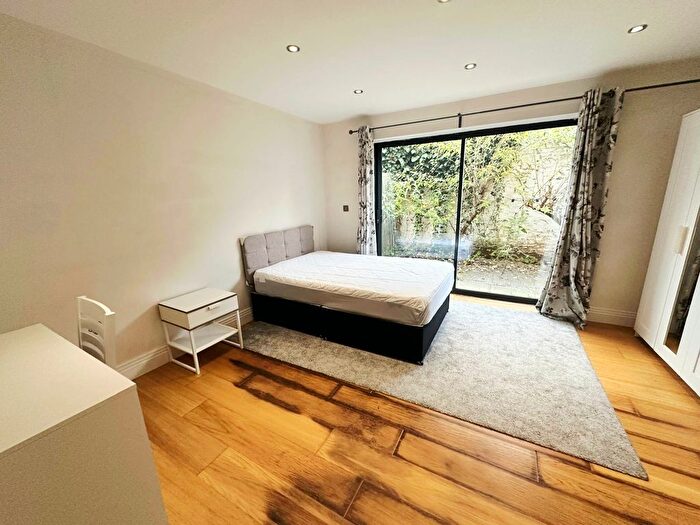 4 Bedroom Terraced House To Rent In Lotus Mews, Sussex Way, Archway, N19