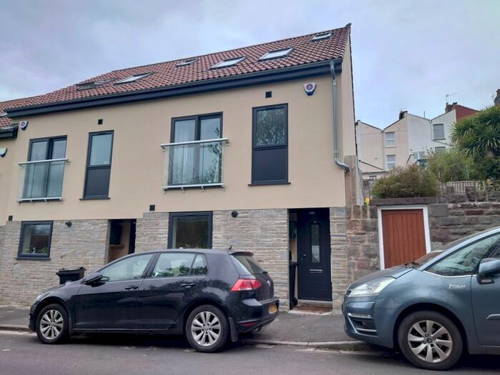 4 Bedroom Terraced House To Rent In Cotswold Road North, Bedminster, Bristol, BS3