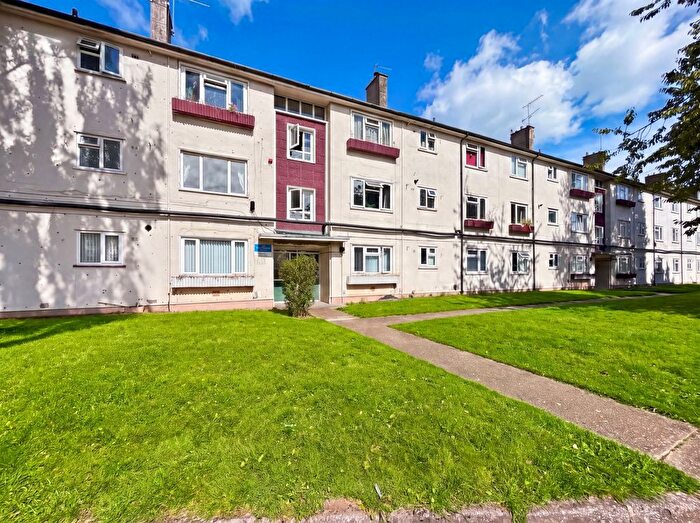 2 Bedroom Flat For Sale In Munnings Drive, Newport, NP19