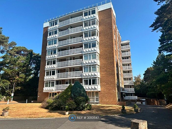 2 Bedroom Flat To Rent In Roslin Hall, Bournemouth, BH1