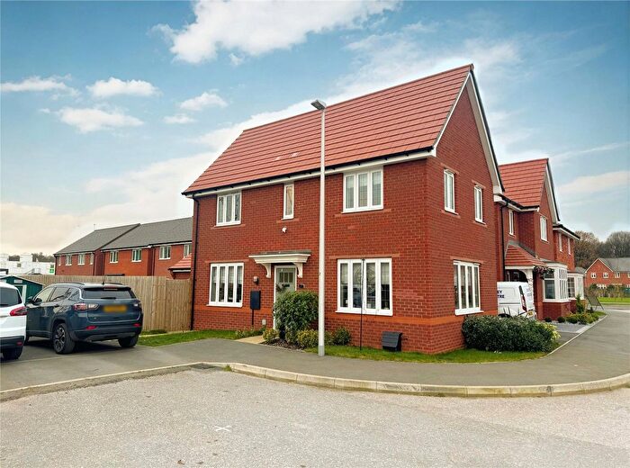 3 Bedroom Detached House For Sale In Abbotsley Road, Runcorn, Cheshire, WA7