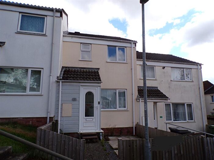 2 Bedroom Property To Rent In Walnut Way, Barnstaple, EX32