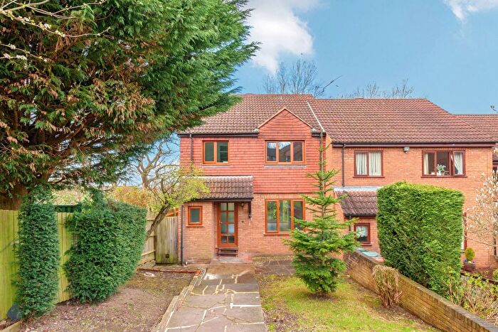 3 Bedroom End Terrace House For Sale In Woodhouse Eaves, Northwood, HA6