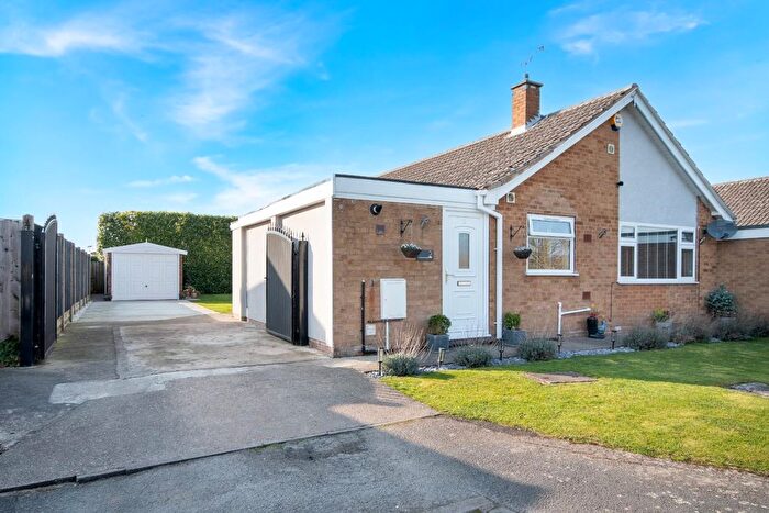 3 Bedroom Bungalow For Sale In Ashlea, Misterton, DN10