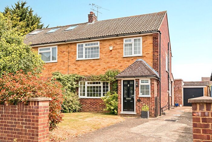 3 Bedroom Semi Detached House For Sale In Copthall Way, New Haw, KT15