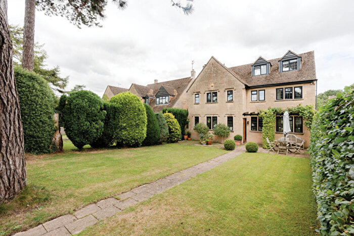 4 Bedroom Detached House For Sale In Grange Park, Frenchay, Bristol, Gloucestershire, BS16