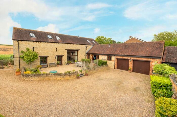 5 Bedroom Barn Conversion For Sale In Marsh Lane, Milton Ernest, MK44