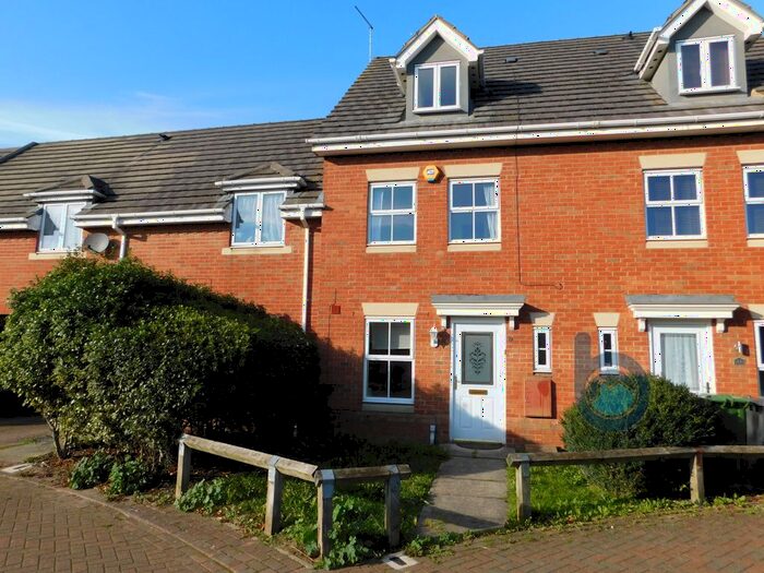 3 Bedroom Town House To Rent In Oswald Road, Peterborough, PE2
