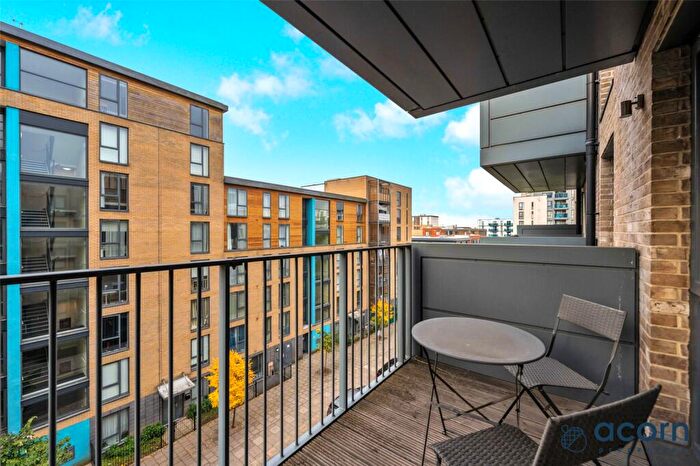 1 Bedroom Apartment For Sale In Hitherwood Court, Charcot Road, London, NW9