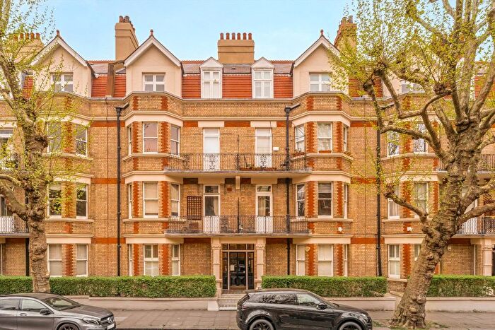 2 Bedroom Flat For Sale In Castellain Road, Maida Vale, W9