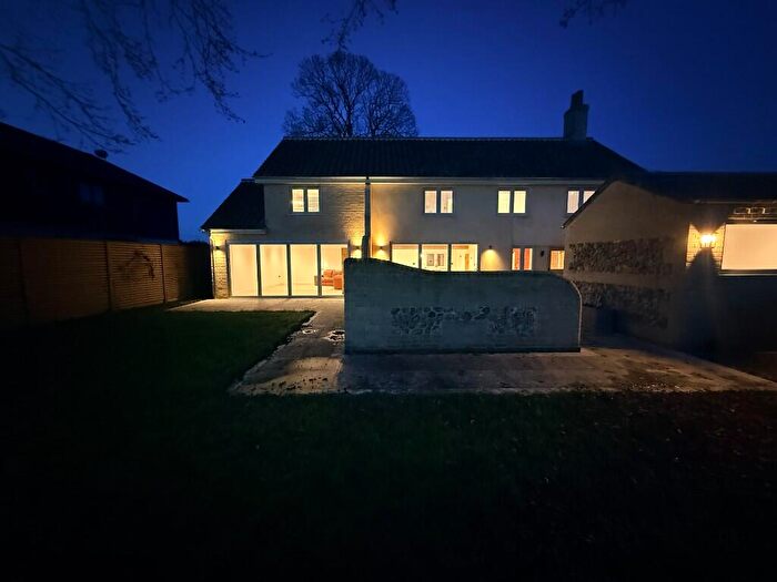 4 Bedroom Character Property For Sale In Watton Road, Shropham, NR17